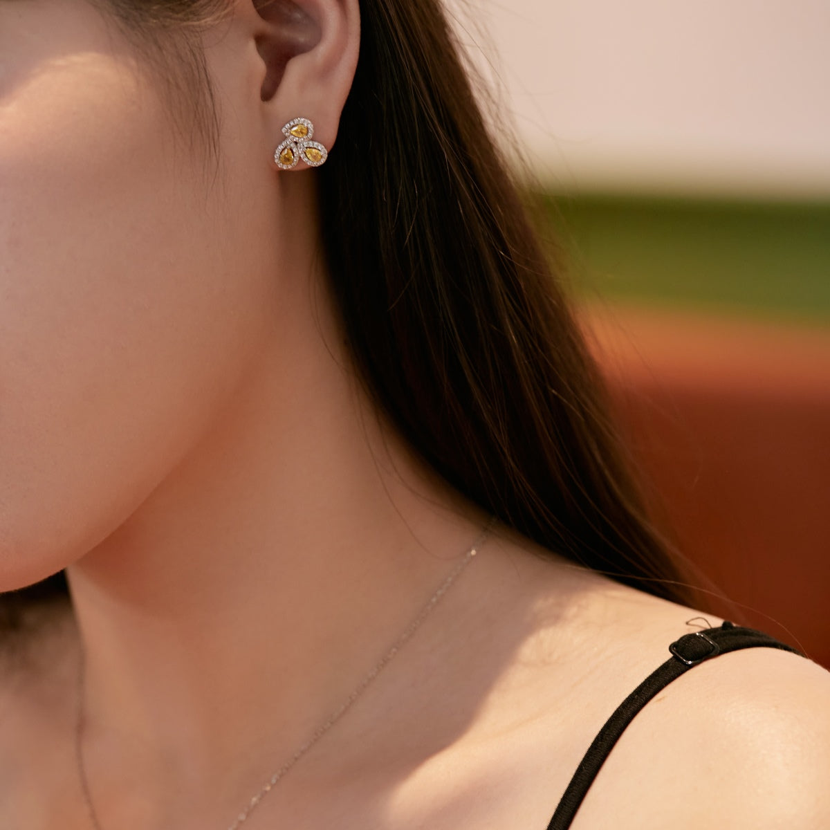 [Vivid Aurora]Ornate Flower Shape Pear Cut Lover Earrings