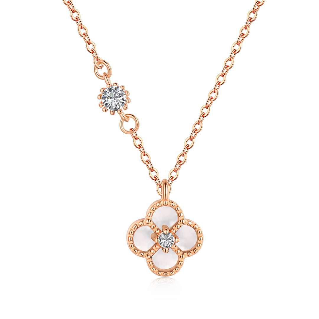 [Vivid Aurora]Delicate Flower Shape Necklace